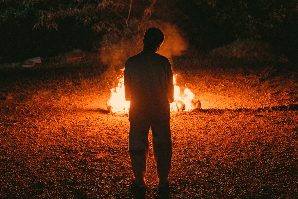 Crítica Swarm S1: Donald Glover é&nbsp;queerfóbico?