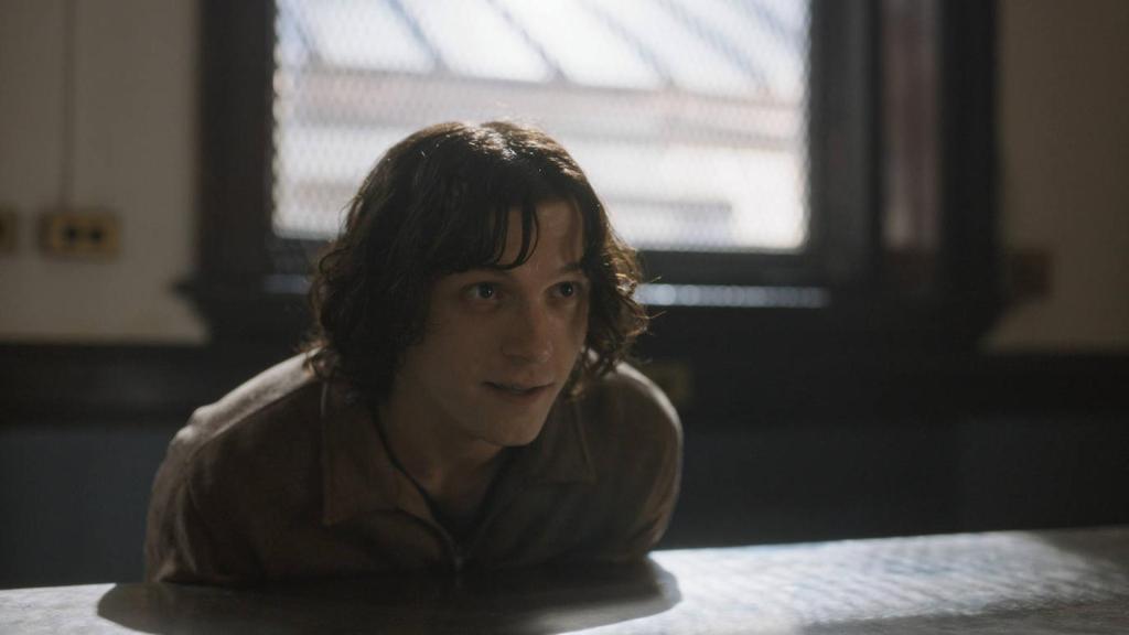 Crítica The Crowded Room: Tom Holland ganha papel para&nbsp;brilhar